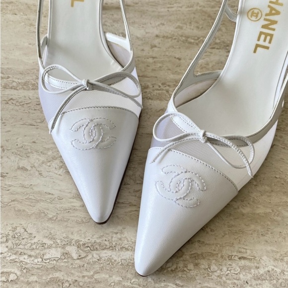 Chanel White Women's Shoes - Picture 5 of 8